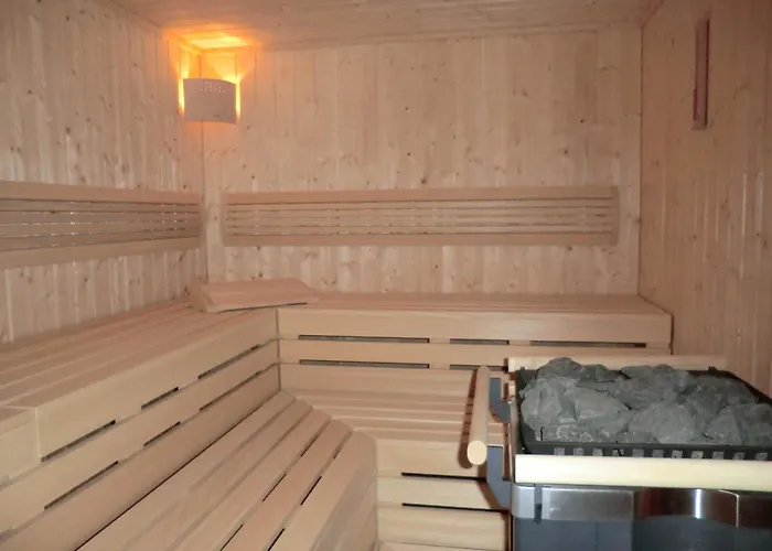 Hotel Rheinischer Hof 4*