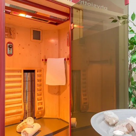 Отель Rheinischer Hof 4*