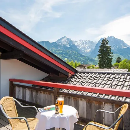 Отель Rheinischer Hof