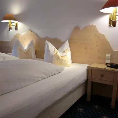 Rheinischer Hof Отель