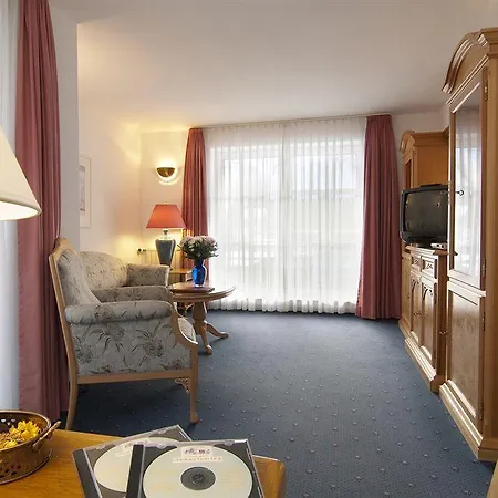 Rheinischer Hof Отель 4*