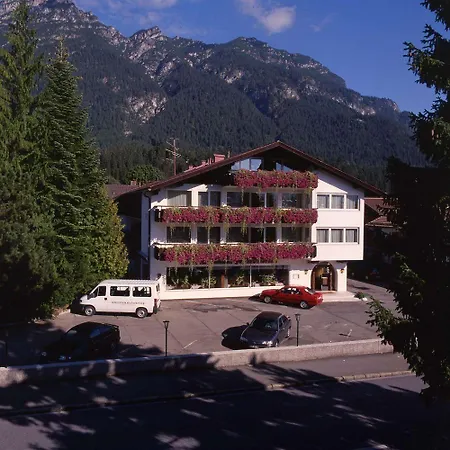 Rheinischer Hof Отель