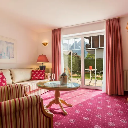 فندق راينيشر هوف 4*
