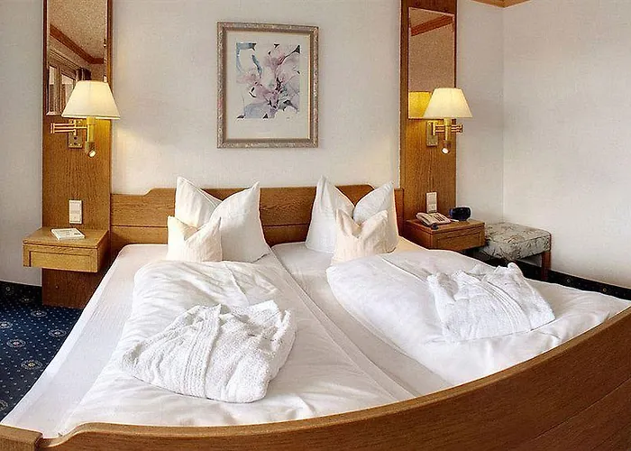 Rheinischer Hof Hotell 4*