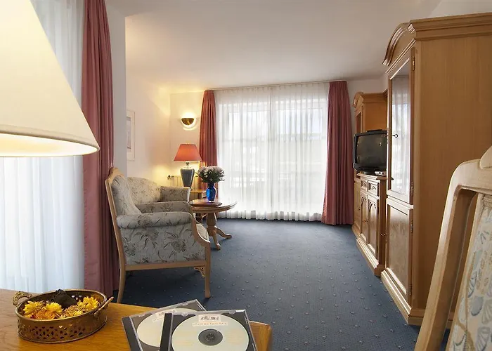 Rheinischer Hof Готель 4*